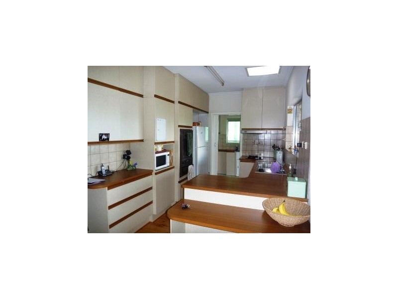 54 Wallala Avenue, Park Holme SA 5043