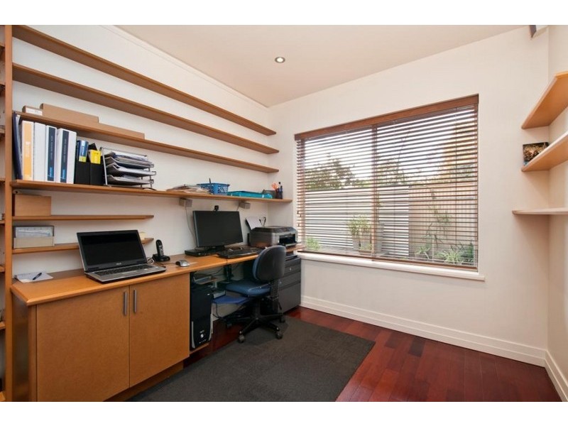 12/2 Emerson Road, Black Forest SA 5035