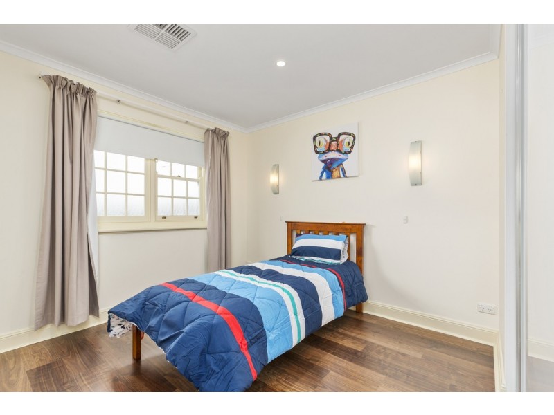 78 Martin Court, West Lakes SA 5021