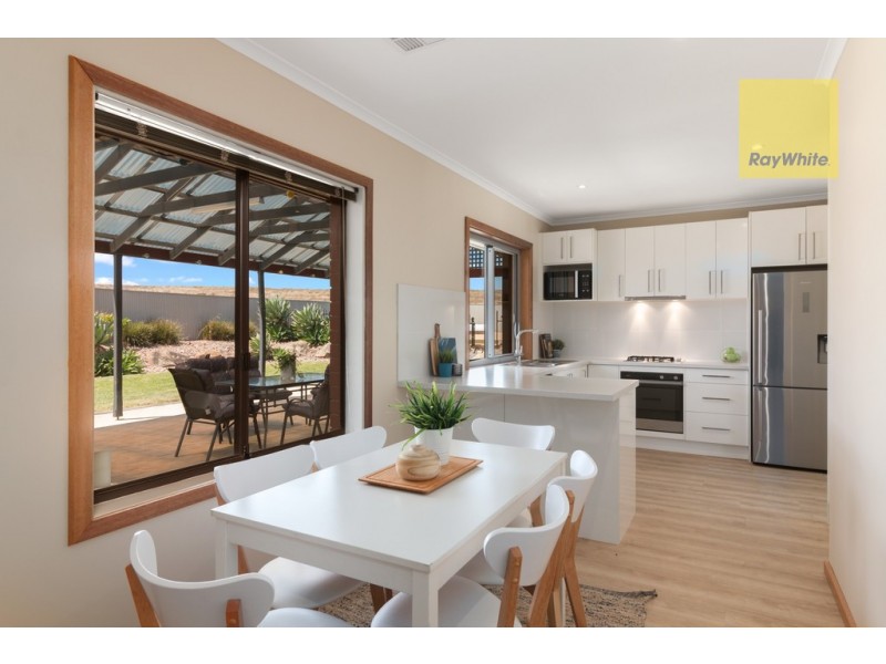 22 Antonia Circuit, Hallett Cove SA 5158