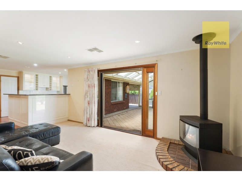 4 Sheoak Crescent, Aberfoyle Park SA 5159