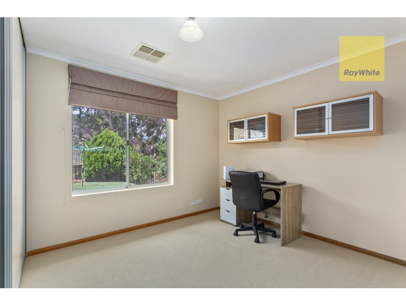 4 Sheoak Crescent, Aberfoyle Park SA 5159