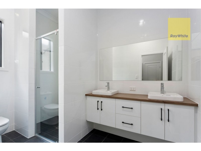 131a Raglan Ave, South Plympton SA 5038