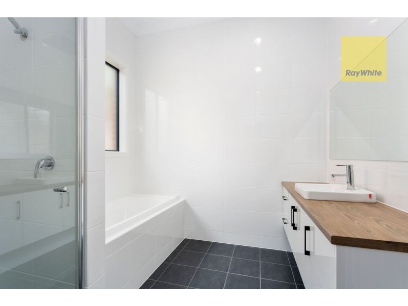 131a Raglan Ave, South Plympton SA 5038