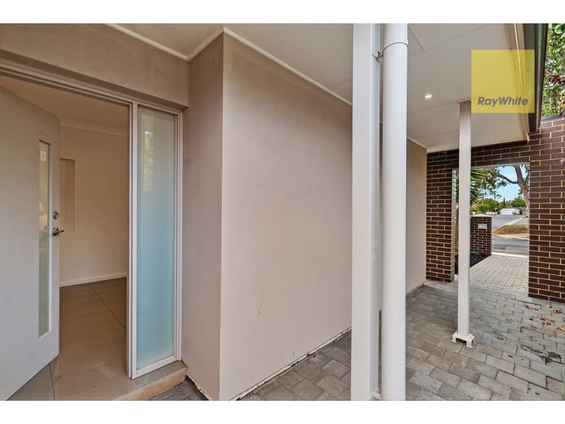 9A Sandison Avenue, Park Holme SA 5043