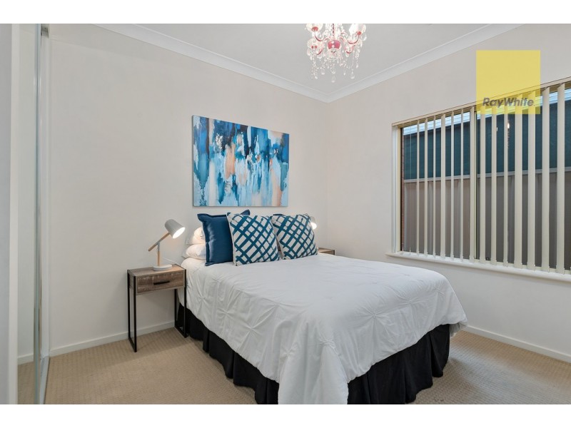 9A Sandison Avenue, Park Holme SA 5043