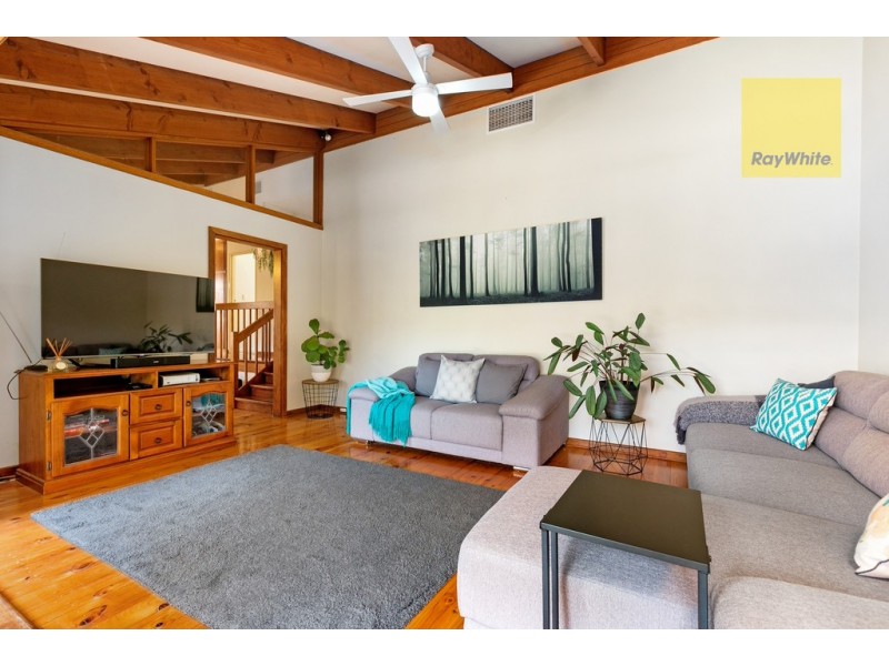 21 Karoona Crescent, Seacombe Heights SA 5047