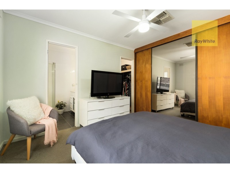 21 Karoona Crescent, Seacombe Heights SA 5047