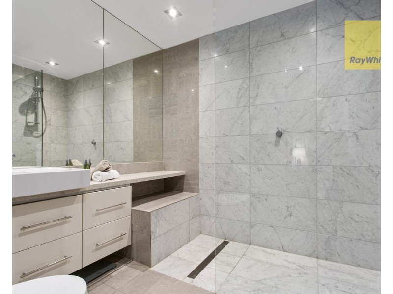 1.4/8-9 North Esplanade, Glenelg North SA 5045
