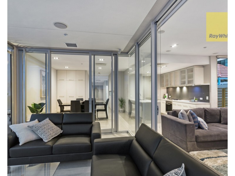 1.4/8-9 North Esplanade, Glenelg North SA 5045