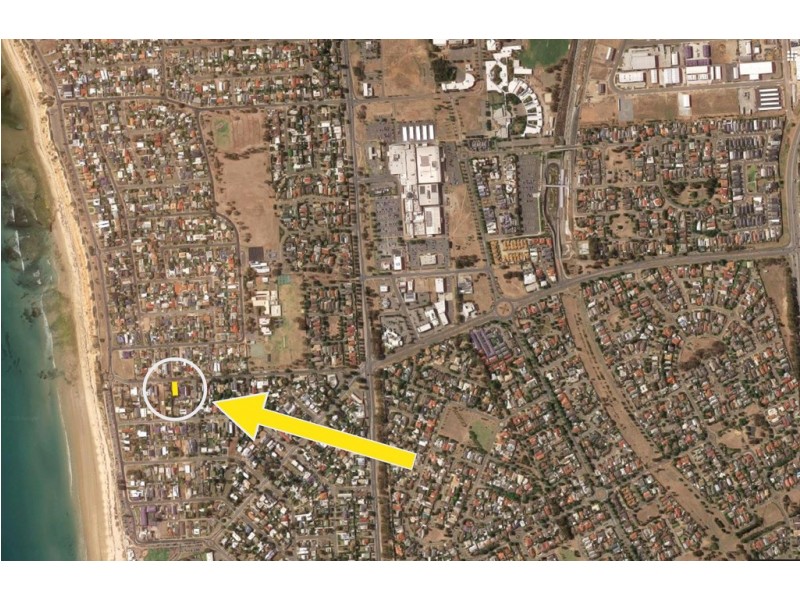 16 Robertson Road, Moana SA 5169