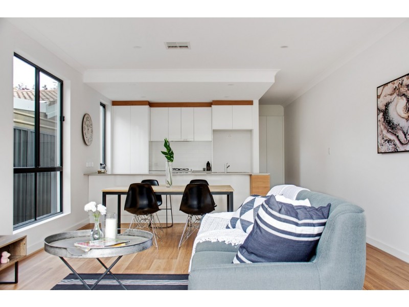 8A and 8B Victoria Drive, Modbury SA 5092