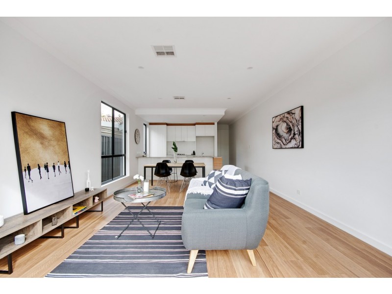 8A and 8B Victoria Drive, Modbury SA 5092