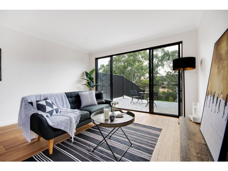 8A and 8B Victoria Drive, Modbury SA 5092