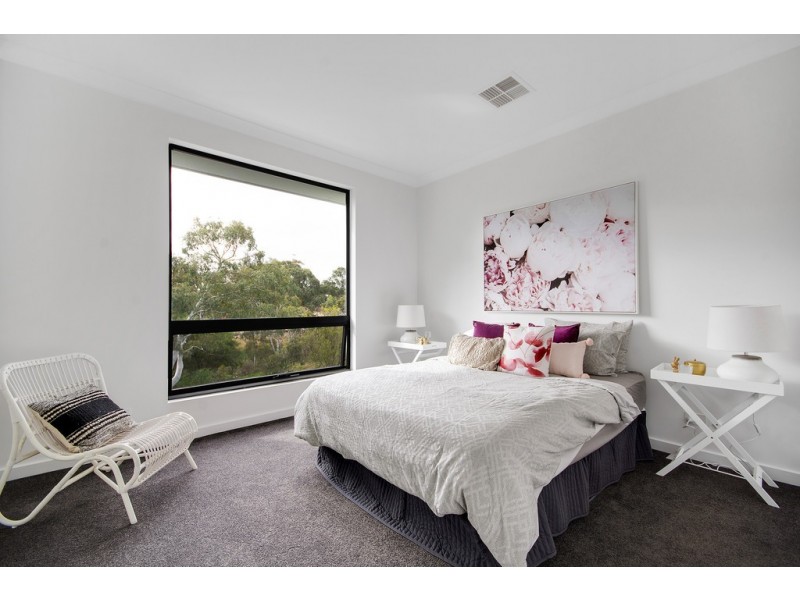 8A and 8B Victoria Drive, Modbury SA 5092