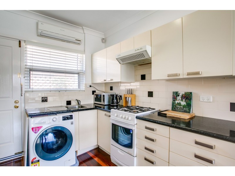 2/6 Golflands Terrace, Glenelg North SA 5045