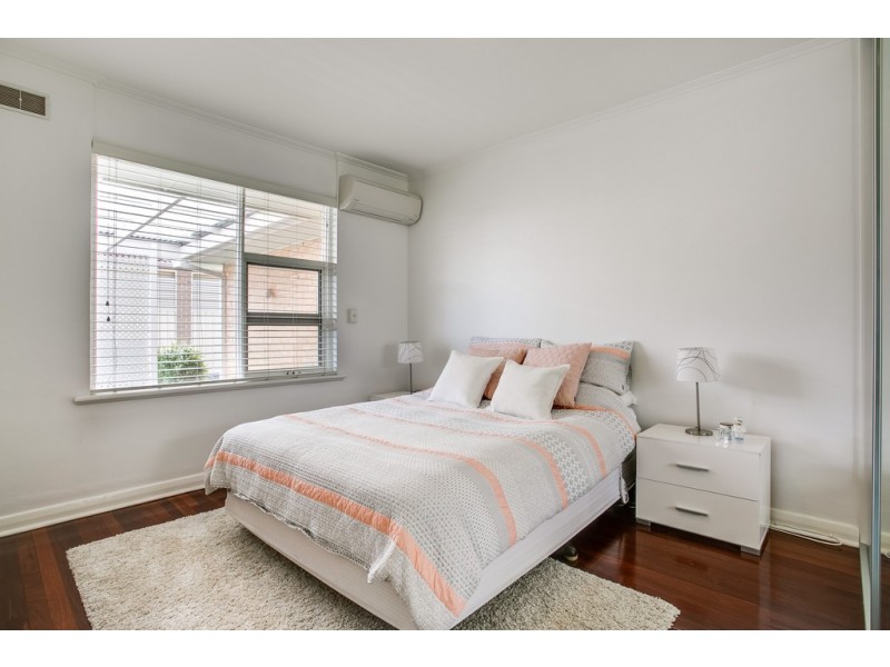 2/6 Golflands Terrace, Glenelg North SA 5045