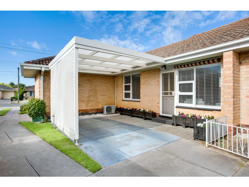 2/6 Golflands Terrace, Glenelg North SA 5045