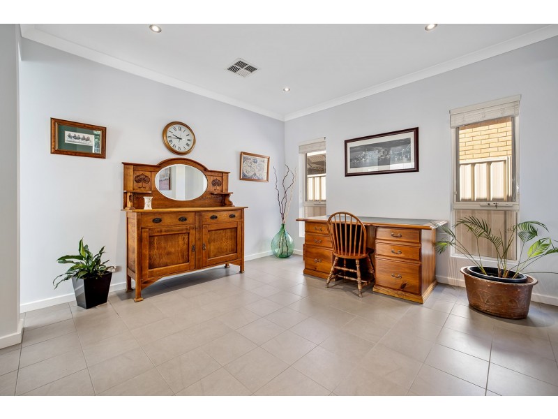 9A Alice Street, Hove SA 5048