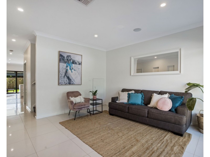 12 Rotorua Avenue, Park Holme SA 5043