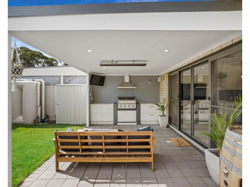 12 Rotorua Avenue, Park Holme SA 5043