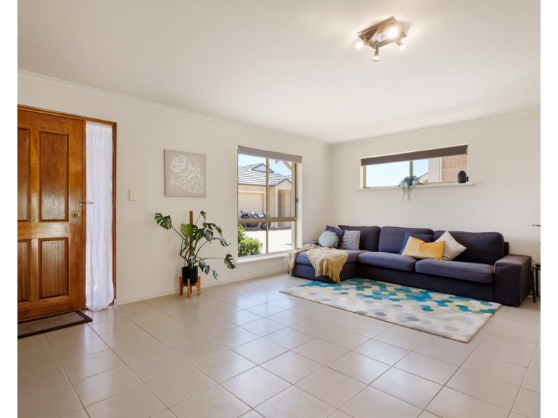 8/1 Church Crescent, Marion SA 5043