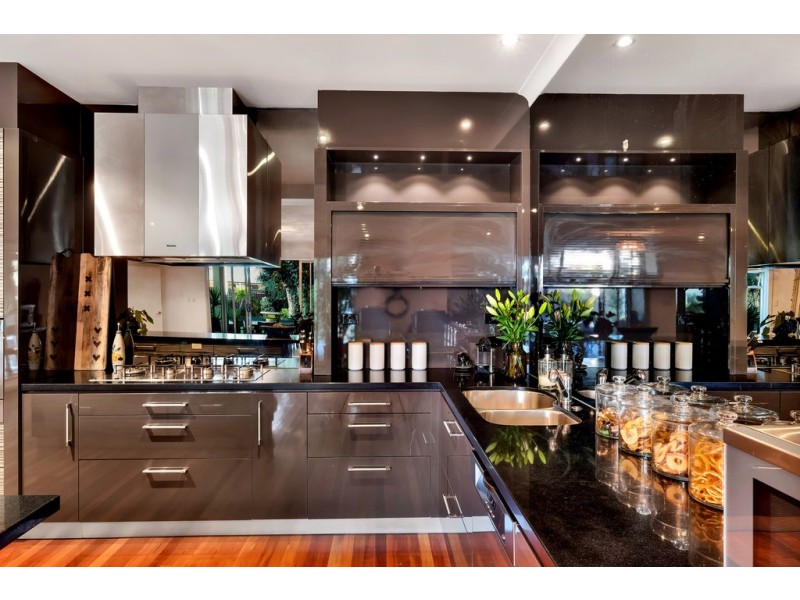 5 Tait Avenue, Marion SA 5043