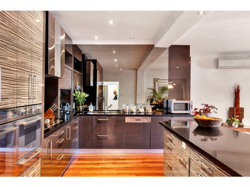 5 Tait Avenue, Marion SA 5043