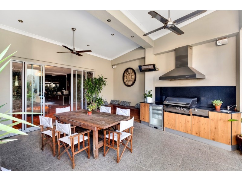 5 Tait Avenue, Marion SA 5043