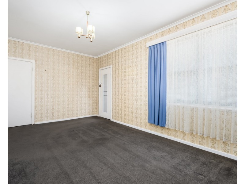 9 Inverness Avenue, Marion SA 5043