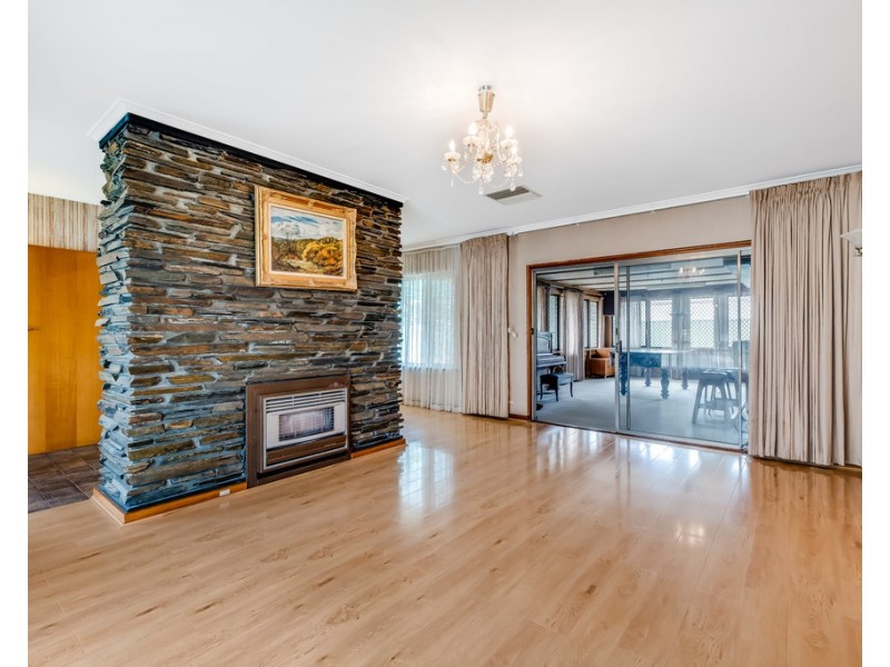 6 Tora Court, Park Holme SA 5043