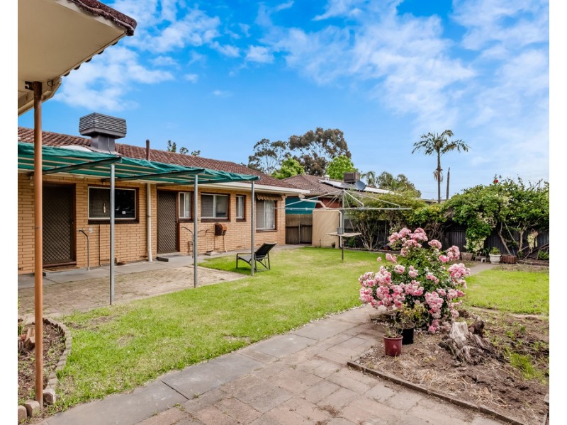 6 Tora Court, Park Holme SA 5043