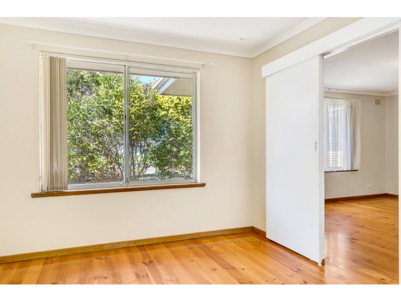 6 Cutting Road, Marion SA 5043