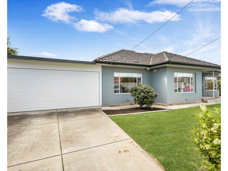 1 Squires Avenue, Seaton SA 5023
