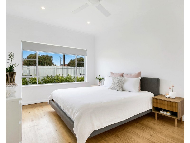 1 Squires Avenue, Seaton SA 5023