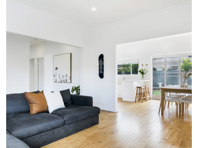 1 Squires Avenue, Seaton SA 5023