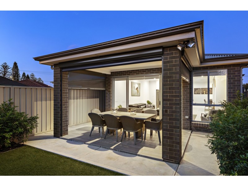 2G Gosse Avenue, Glenelg North SA 5045