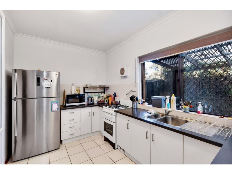 21/2A Karu Crescent, Mitchell Park SA 5043