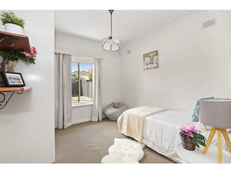 17 Allendale Avenue, Novar Gardens SA 5040