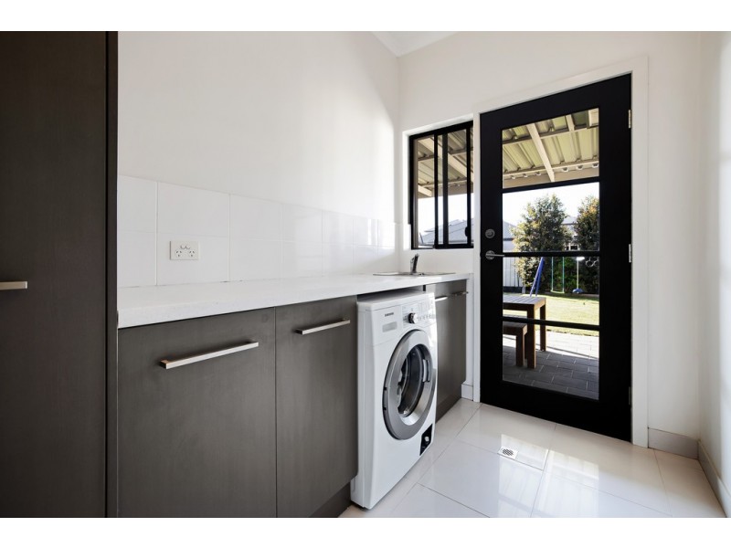 26 Waterman Terrace, Mitchell Park SA 5043