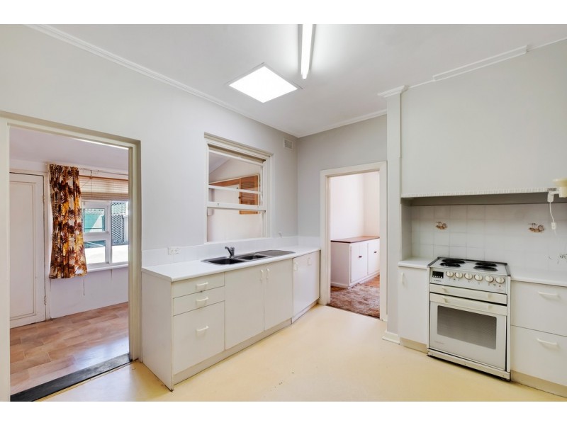 84 Winston Avenue, Melrose Park SA 5039