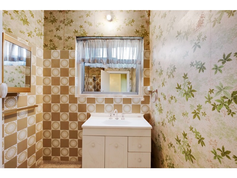 84 Winston Avenue, Melrose Park SA 5039