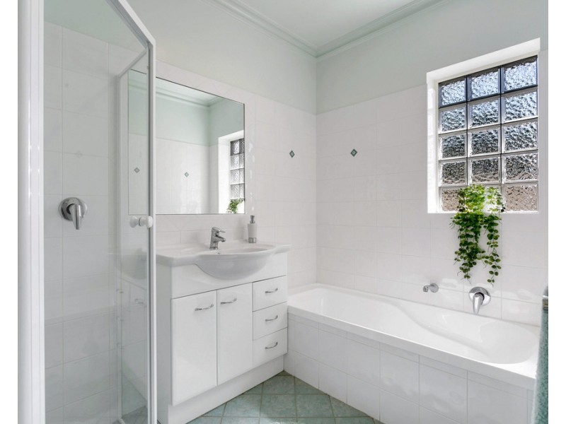 27 Hoylake Street, Novar Gardens SA 5040