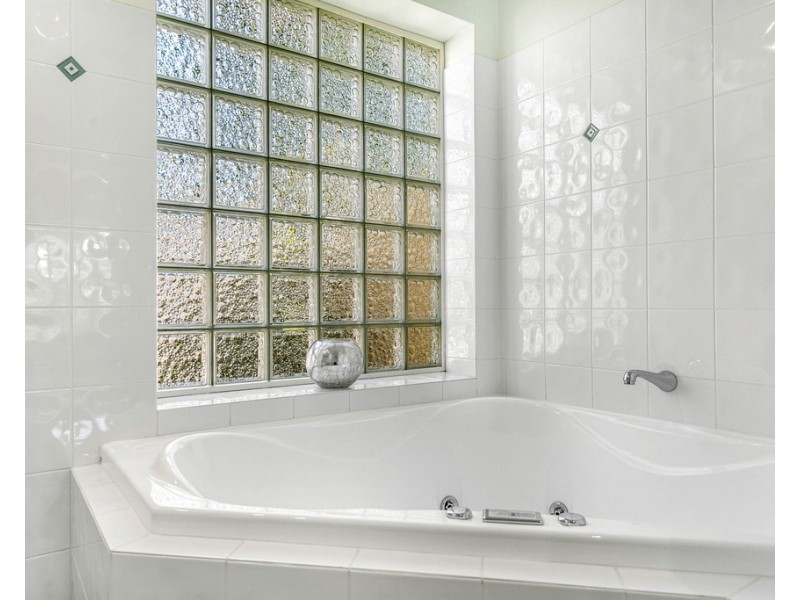 27 Hoylake Street, Novar Gardens SA 5040