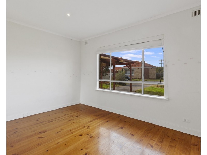 1 Whelan Avenue, Camden Park SA 5038