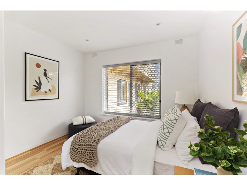 4/180 Seaview Road, Henley Beach South SA 5022