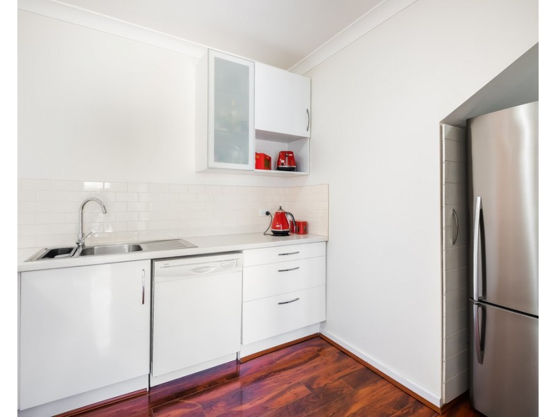 3/7 Sandpiper Place, West Lakes Shore SA 5020