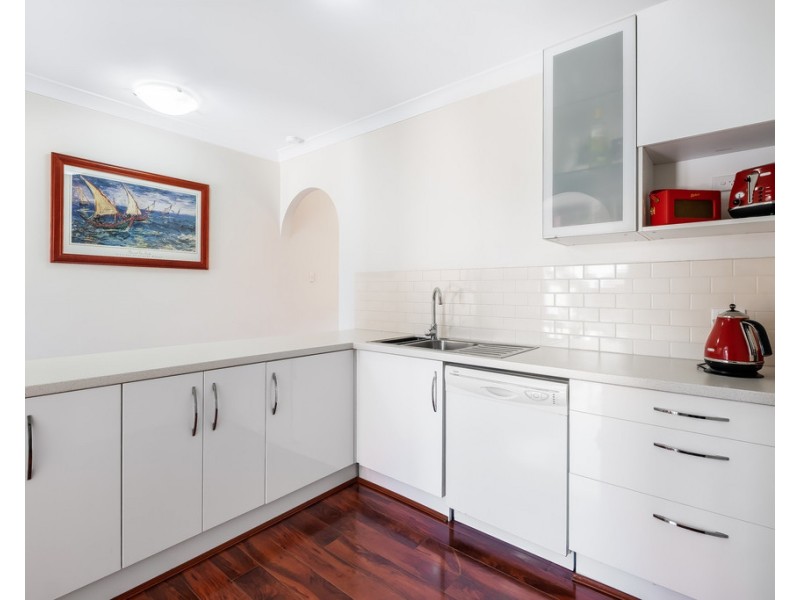 3/7 Sandpiper Place, West Lakes Shore SA 5020