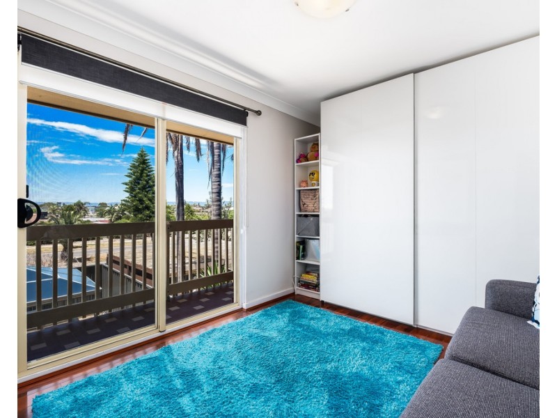 3/7 Sandpiper Place, West Lakes Shore SA 5020