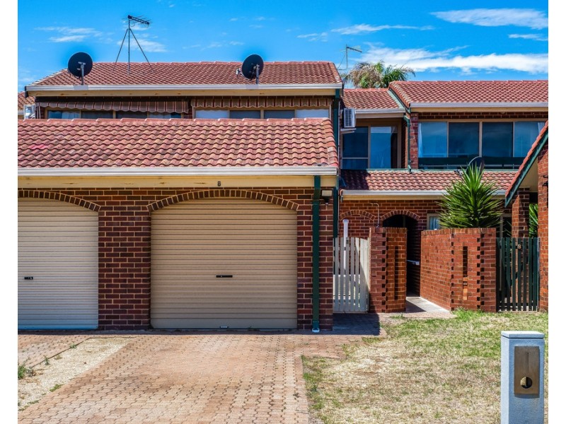 3/7 Sandpiper Place, West Lakes Shore SA 5020